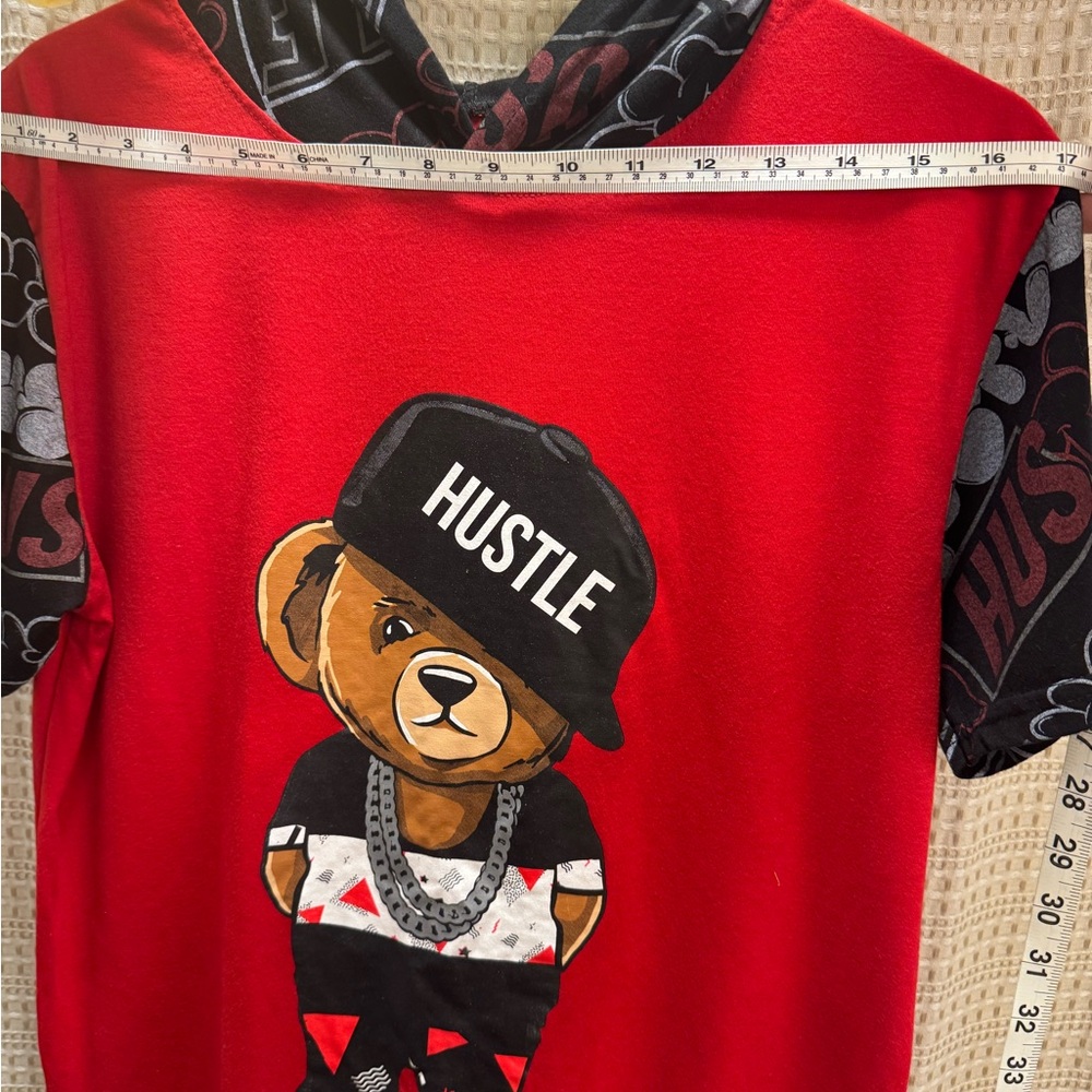 Hustle Bear Graphic Short Sleeve Tee - Red - Picture 7 of 7